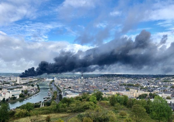 Rouen. 8000m2 de toits incendiés étaient amiantés 