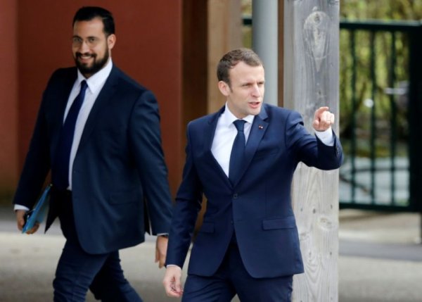 Benalla affirme être sollicité par l'Elysée et échanger régulièrement avec Emmanuel Macron