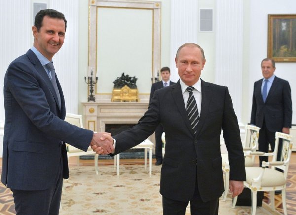 Rencontre el-Assad / Poutine à Sotchi deux jours avant le sommet sur la crise syrienne