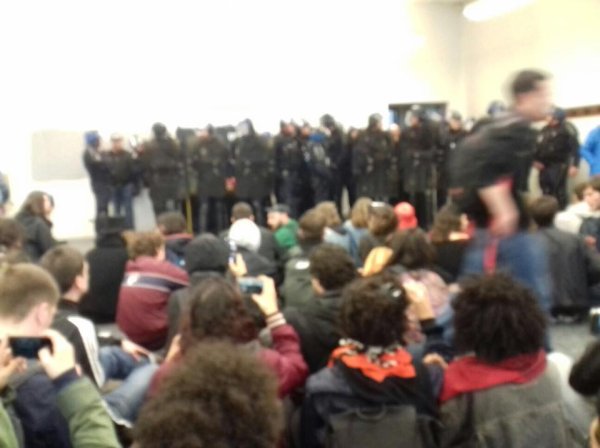 Répression policière et administrative : Communiqué d'occupantes de Nanterre du lundi 9 avril