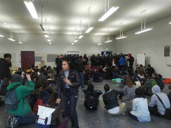 Le NPA dénonce avec force l'attaque inadmissible de la police contre les étudiants grévistes de Nanterre