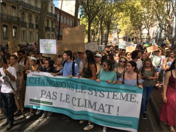 Toulouse. Pied de nez à Macron : Les gilets jaunes et la marche pour le climat convergent !