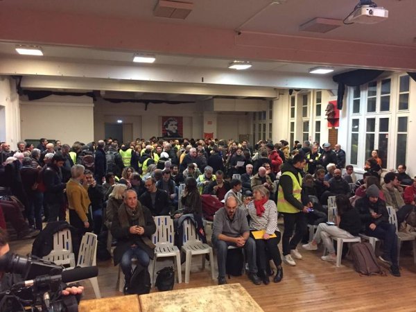 Toulouse. Près de 300 personnes pour la rencontre Gilets Jaunes syndicats