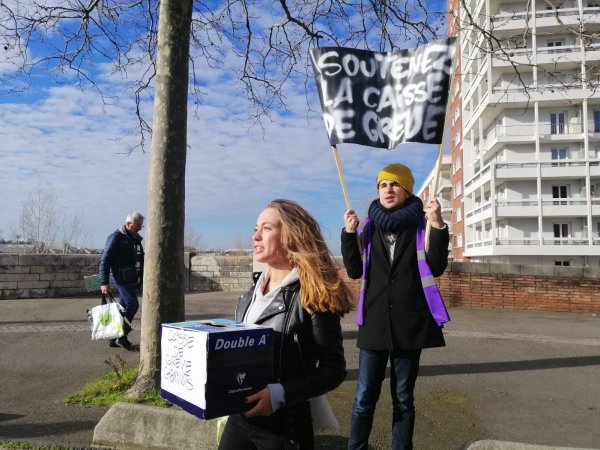 Toulouse. Les étudiants récoltent 1 800 euros pour la caisse de grève en soutien aux cheminots