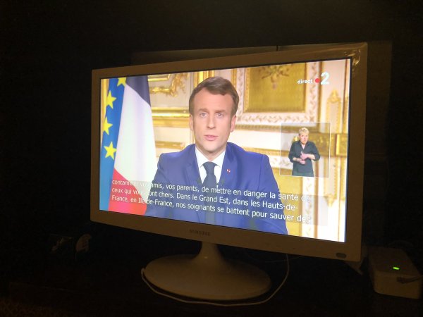 Coronavirus : Macron veut nous discipliner, mais sans annoncer la moindre mesure pour la santé