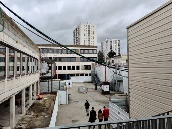 « De la merde, du bruit et des larmes » : au lycée d'Epinay sur Seine en travaux, les personnels n'en peuvent plus
