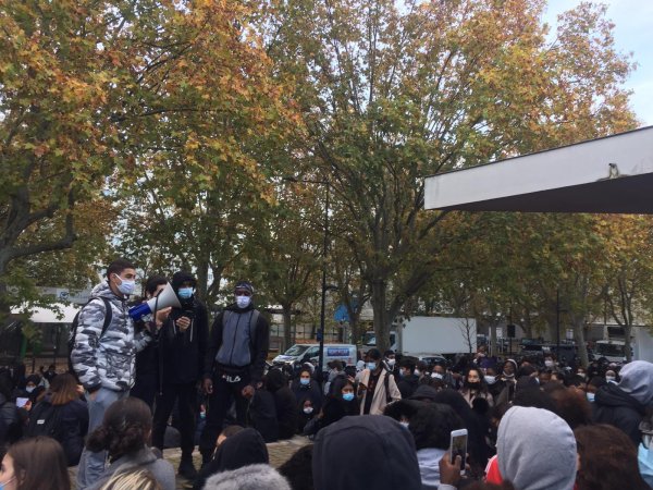 Blocages : professeurs, personnels et lycéens massivement mobilisés en Ile de France