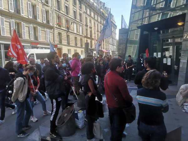 Biocoop. Un rassemblement combatif devant les Prud'hommes contre le licenciement des grévistes ! 