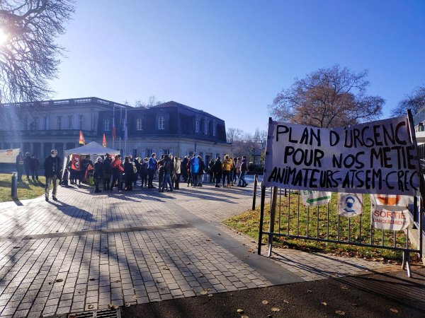Souffrance et manque de reconnaissance : à Mérignac, les agents municipaux en grève pour la dignité