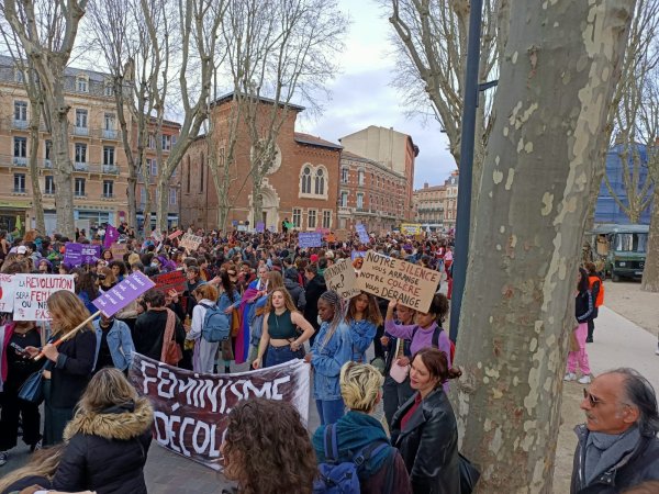 Suite au 8 mars, la direction de l'IEP de Toulouse menace une association féministe de procès
