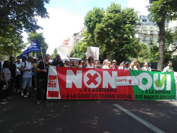 Manifestation des travailleurs sociaux : en marche vers le low-cost social