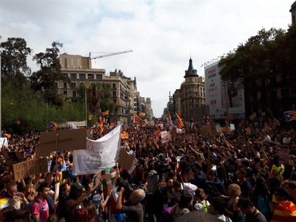 Catalogne. Lycén-ne-s et étudiant-e-s en grève et dans la rue