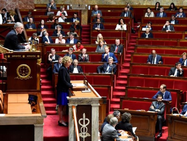 Loi travail à l'Assemblée : ouverture du sketch parlementaire dans une assemblée dépeuplée 
