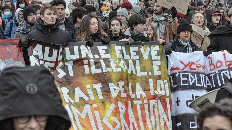 Contre le projet réactionnaire de Macron pour l'éducation : en grève le 1er février !