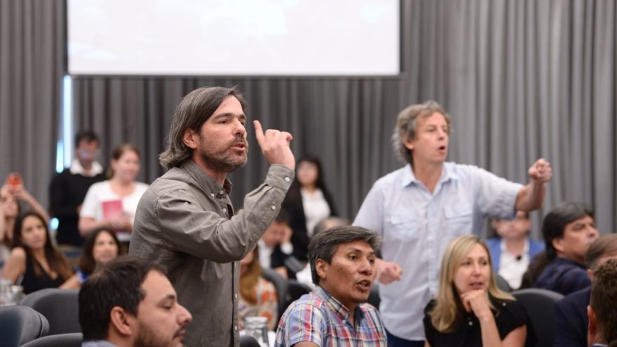 Argentine : même au Parlement, l'extrême-gauche en première ligne du combat contre Milei