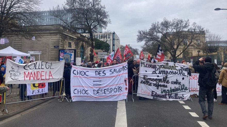 Mobilisation dans l'Education en Gironde : « On se fait marcher dessus à tous les niveaux, ça suffit ! »