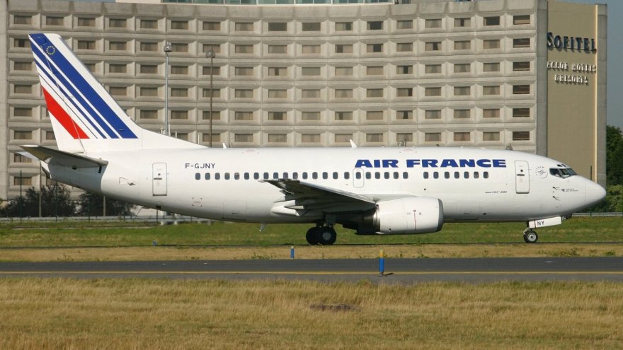 « On aura été les derniers à savoir » : 500 emplois Air France menacés à l'aéroport d'Orly