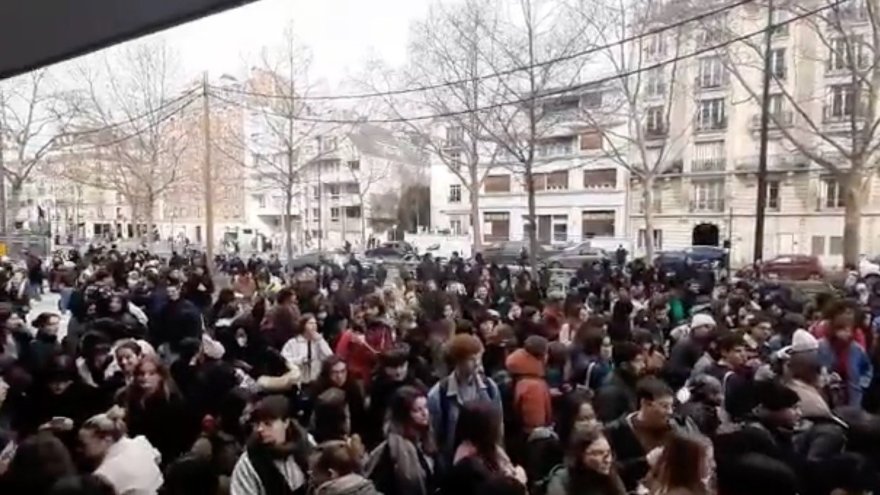 15 mars dans les facs : aux côtés des grévistes, les étudiants continuent la mobilisation 
