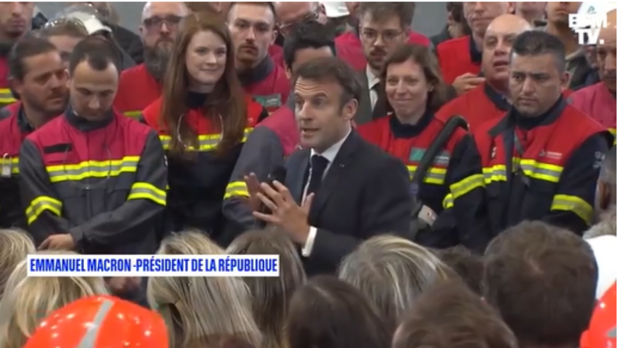 « Il suffisait de traverser la rue, là il faut faire un mètre » : Macron recycle son mépris à Dunkerque
