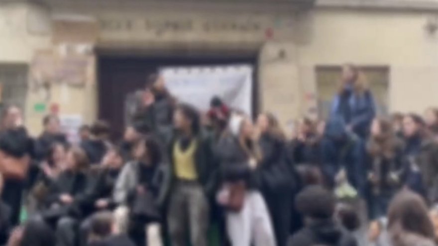 Paris, Angers, Nantes : les lycéens se mobilisent contre la loi immigration 