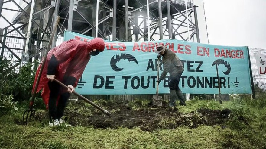 Lafarge : des actions dans toute la France contre le cimentier malgré la répression d'Etat