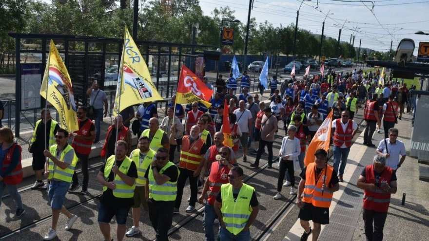 100% de grévistes au métro, piquet massif : la grève de 4 jours commence fort à Tisséo