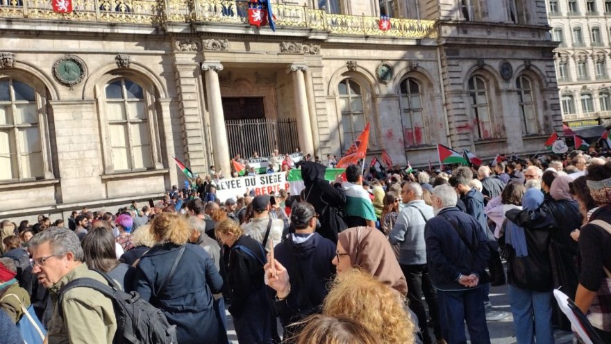 Solidarité avec la Palestine. Plus de 100 personnes réunies en assemblée à Lyon 2 !