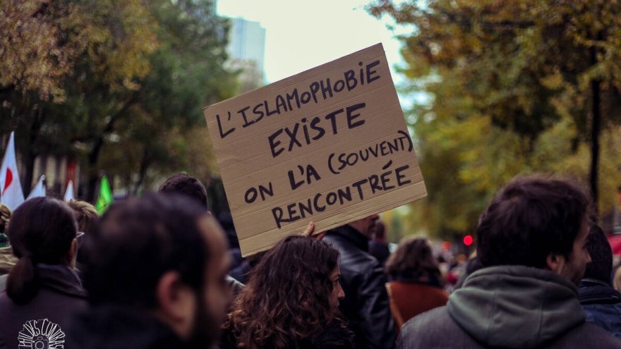 Attaqué pour avoir critiqué le livre d'une chercheuse CNRS : « la lutte contre l'islamophobie est criminalisée »